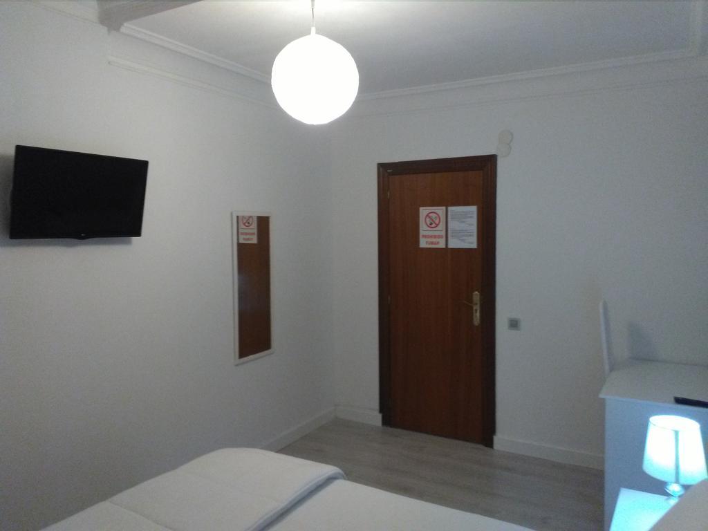 Pension Saint Mateo Logroño Eksteriør billede